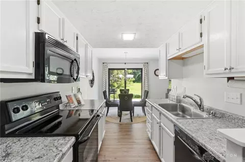 Kitchen - 7846 Hackney Cir, Maineville, OH 45039 photo 1 of 4