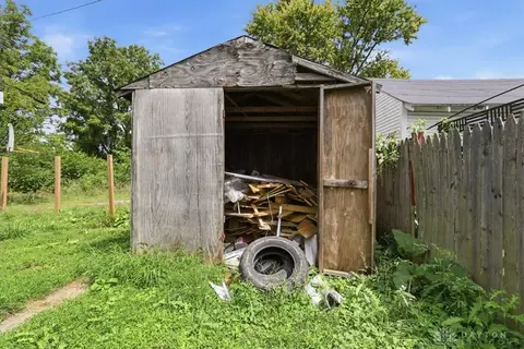 Exterior - 1322 Linden Ave, Springfield, OH 45505 photo 6 of 6