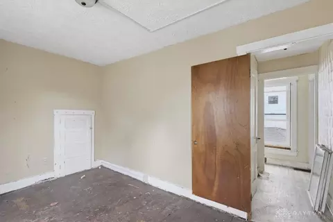 Bedroom - 1322 Linden Ave, Springfield, OH 45505 photo 1 of 7