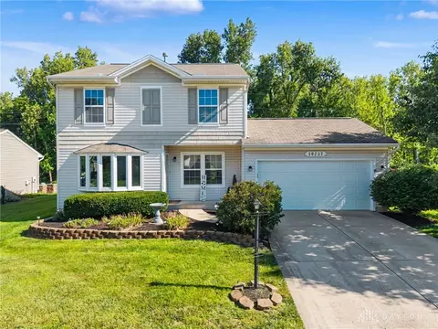 10237 Peacock Ln, Miamisburg, OH 45342