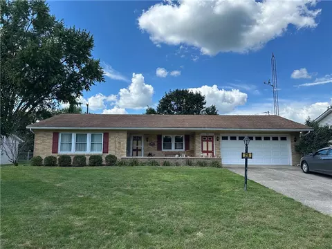 219 N Smith St, New Carlisle, OH 45344