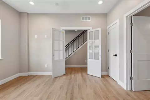 Other - 3908 Edwards #B, Cincinnati, OH 45209 photo 11 of 12