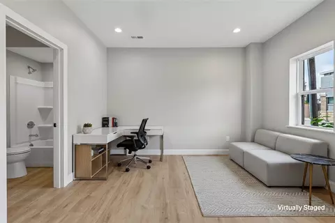 Other - 3908 Edwards #B, Cincinnati, OH 45209 photo 9 of 12