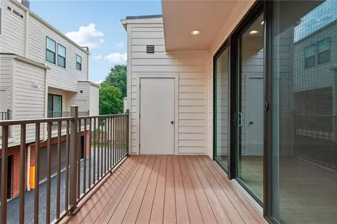 Exterior - 3908 Edwards #B, Cincinnati, OH 45209 photo 5 of 5