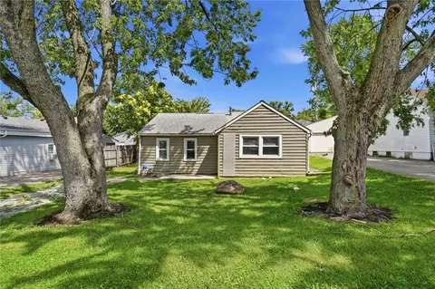 1864 Montgomery Ave, Fairborn, OH 45324