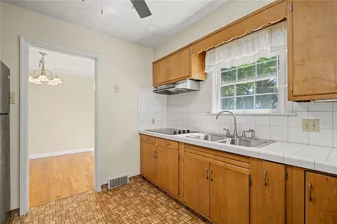 Kitchen - 220 E Dorothy Ln, Kettering, OH 45419 photo 2 of 2