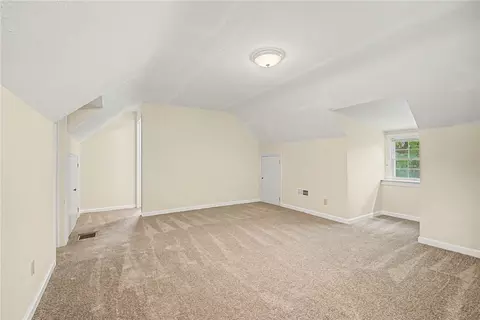 Bedroom - 220 E Dorothy Ln, Kettering, OH 45419 photo 3 of 4