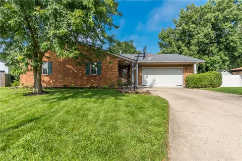 3710 Teakwood Rd, Tipp City, OH 45371