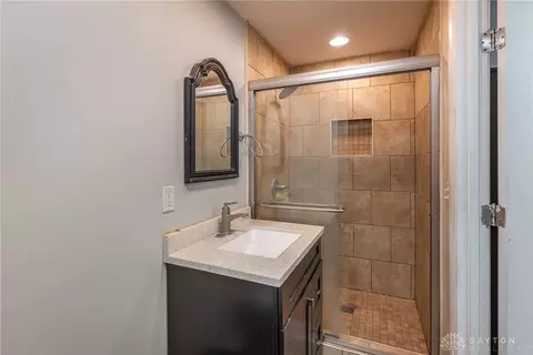 Bath - 5314 Brainard Dr, Kettering, OH 45440 photo 3 of 3