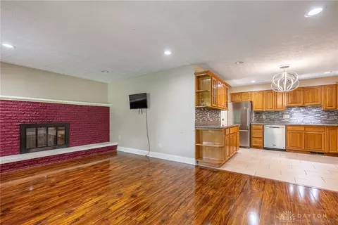 Living - 5314 Brainard Dr, Kettering, OH 45440 photo 4 of 7