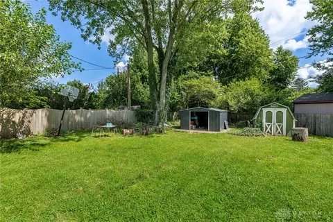Exterior - 5314 Brainard Dr, Kettering, OH 45440 photo 8 of 8
