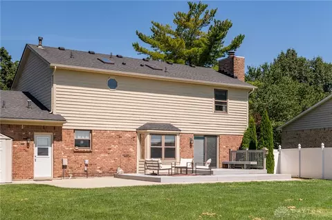 Exterior - 164 Deer Trail Dr, Springboro, OH 45066 photo 9 of 10