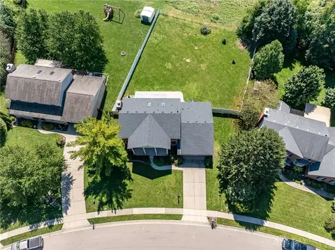 View/Area - 164 Deer Trail Dr, Springboro, OH 45066 photo 7 of 8