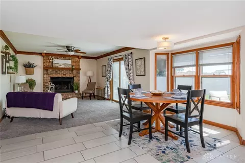 Dining - 164 Deer Trail Dr, Springboro, OH 45066 photo 1 of 2
