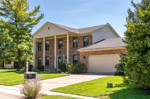 Exterior - 164 Deer Trail Dr, Springboro, OH 45066 photo 3 of 10