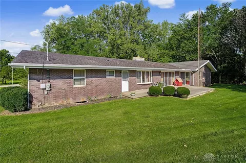 Exterior - 3730 Old Columbus Rd, Springfield, OH 45503 photo 13 of 17
