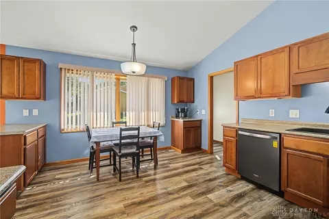 Kitchen - 3730 Old Columbus Rd, Springfield, OH 45503 photo 4 of 4