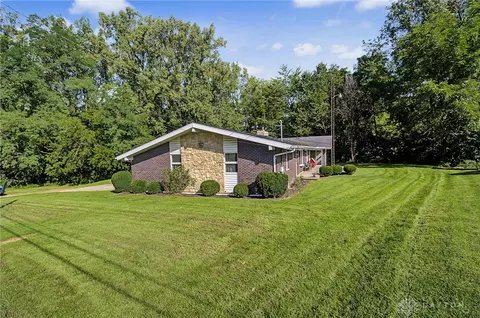 Exterior - 3730 Old Columbus Rd, Springfield, OH 45503 photo 14 of 17