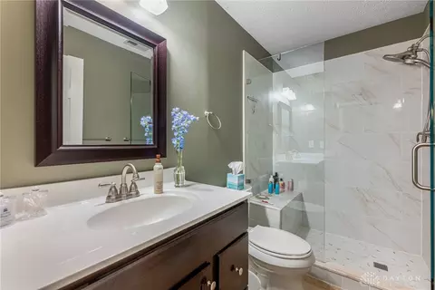 Bath - 8602 Timber Park Dr, Centerville, OH 45458 photo 2 of 5