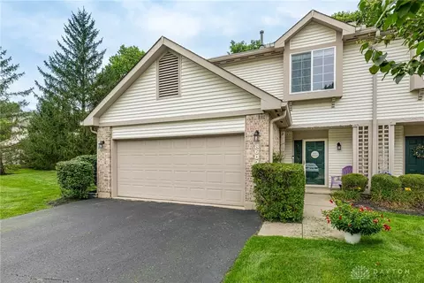 Exterior - 8602 Timber Park Dr, Centerville, OH 45458 photo 2 of 9