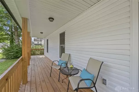 Exterior - 106 Central Ave, Blanchester, OH 45107 photo 8 of 18