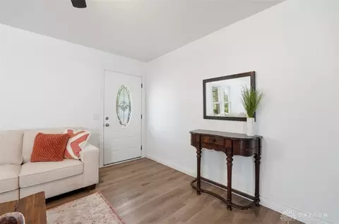Entry Way - 106 Central Ave, Blanchester, OH 45107 photo 1 of 2