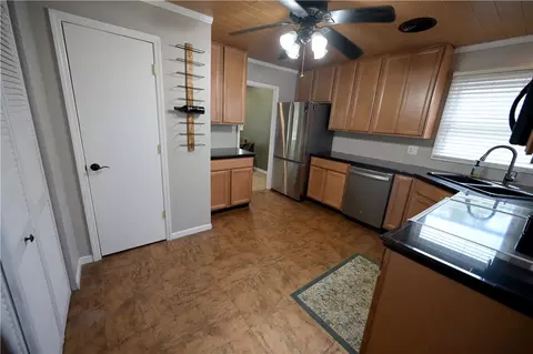 Kitchen - 3352 Annabelle, Kettering, OH 45429 photo 3 of 3