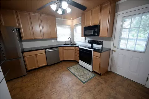 Kitchen - 3352 Annabelle, Kettering, OH 45429 photo 2 of 3