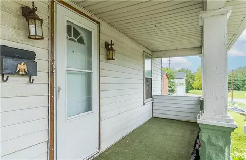 Exterior - 1705 Hillside Ave, Springfield, OH 45503 photo 3 of 7