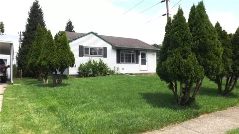 Exterior - 5857 Willaston Dr, Riverside, OH 45431 photo 2 of 3