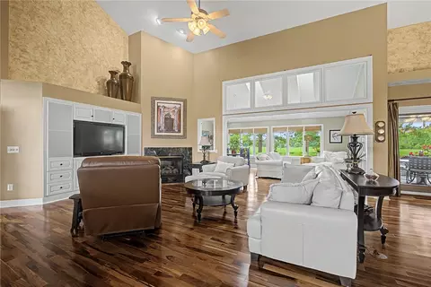 Living - 55 Pinehurst Pl, Springboro, OH 45066 photo 1 of 2