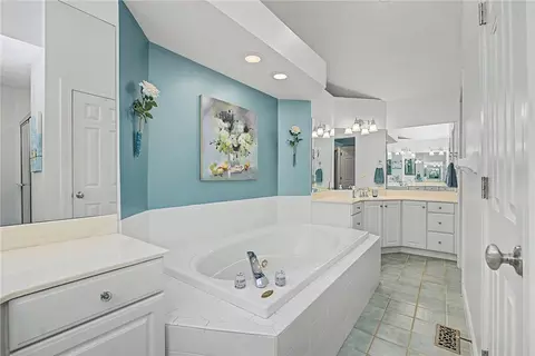 Bath - 55 Pinehurst Pl, Springboro, OH 45066 photo 6 of 6