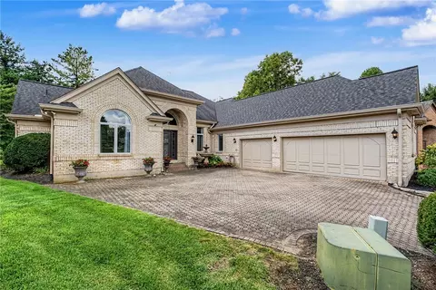 Exterior - 55 Pinehurst Pl, Springboro, OH 45066 photo 4 of 15