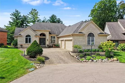 Exterior - 55 Pinehurst Pl, Springboro, OH 45066 photo 14 of 15