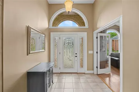 Entry Way - 55 Pinehurst Pl, Springboro, OH 45066 photo 2 of 6