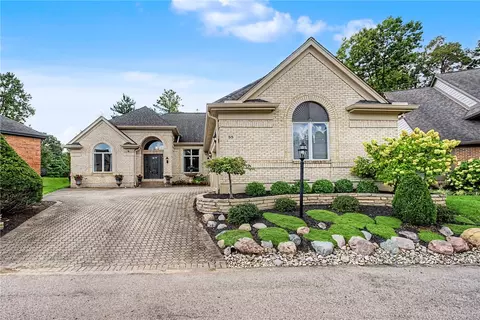 Exterior - 55 Pinehurst Pl, Springboro, OH 45066 photo 3 of 15