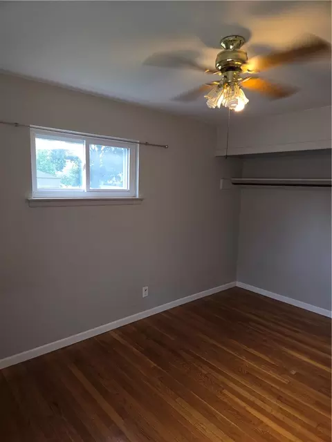 Bedroom - 2404 Danube Ct, Kettering, OH 45420 photo 7 of 9