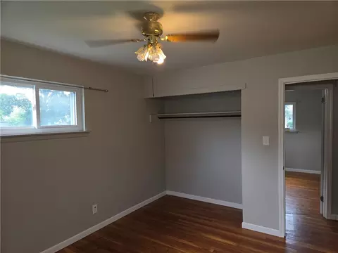 Bedroom - 2404 Danube Ct, Kettering, OH 45420 photo 6 of 9