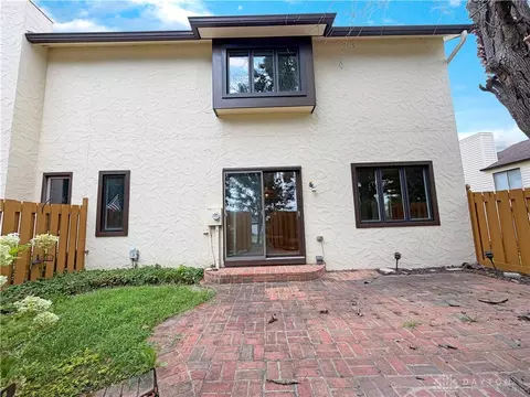 Exterior - 1219 Chevington Ct, Centerville, OH 45459 photo 6 of 7