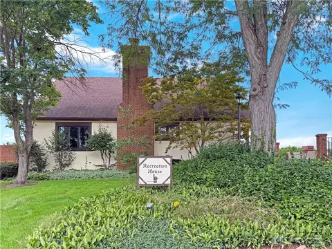 Exterior - 1219 Chevington Ct, Centerville, OH 45459 photo 7 of 7
