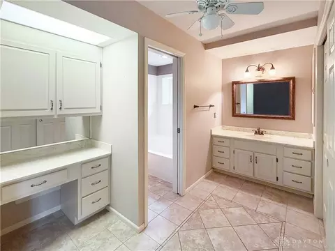 Bath - 1219 Chevington Ct, Centerville, OH 45459 photo 1 of 4