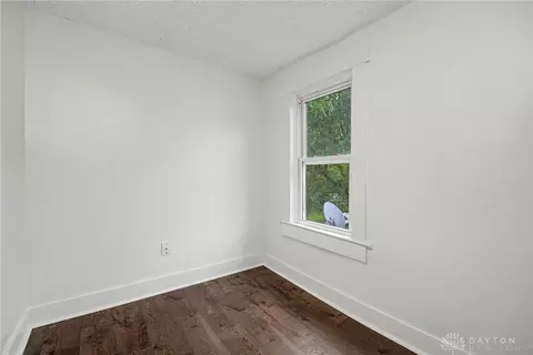 Bedroom - 863 Sherman Ave, Springfield, OH 45503 photo 9 of 10