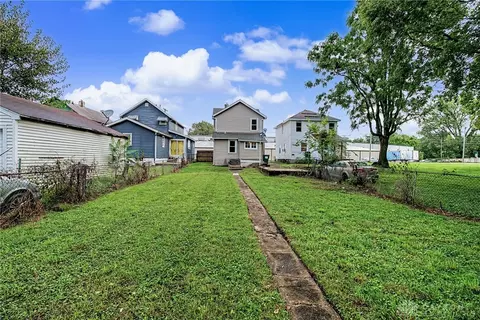Exterior - 863 Sherman Ave, Springfield, OH 45503 photo 11 of 11