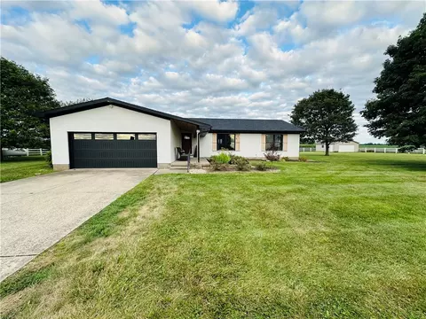 1780 Fawcett Rd, Xenia, OH 45385