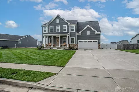 192 Chapel Dr, Troy, OH 45373