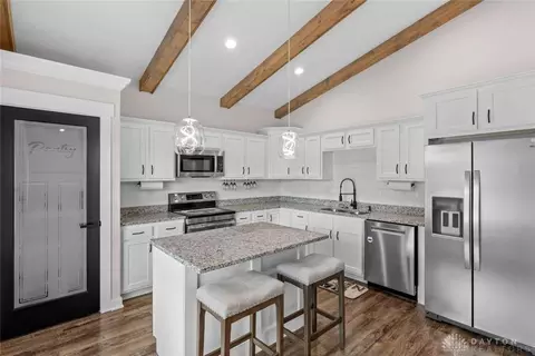 Kitchen - 2113 Wayne Ave, Middletown, OH 45044 photo 1 of 2
