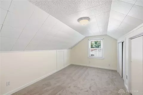 Bedroom - 1652 Ridgeway Dr, Springfield, OH 45506 photo 2 of 4