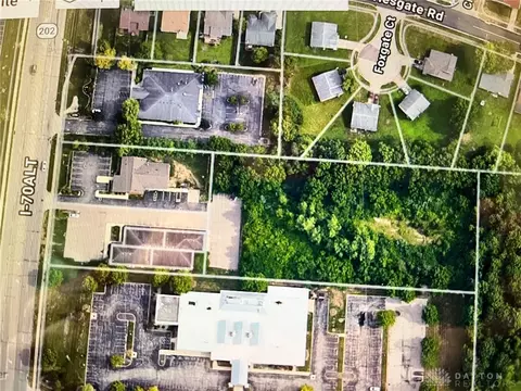 8648 Old Troy Pike, Huber Heights, OH 45424