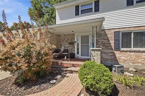 Exterior - 933 E David Rd, Kettering, OH 45429 photo 4 of 8