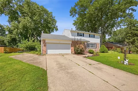 Exterior - 933 E David Rd, Kettering, OH 45429 photo 3 of 8